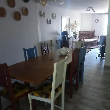 L'Esperluette En Camargue Bed & Breakfast Uchaud Exterior photo